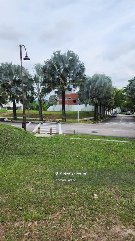 Banglo Tanah untuk Dijual di Presint 11, Presint 11 oleh Ahmad Fadlee - iProperty.com.my
