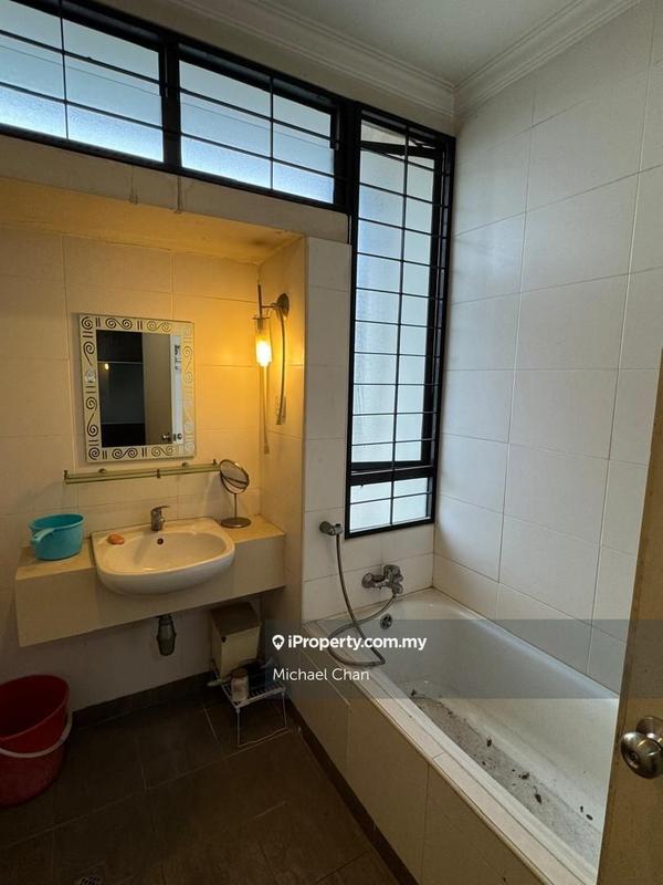 3-storey Terraced House for Sale in Taman Esplanad, Bukit Jalil by Michael Chan - iProperty.com.my