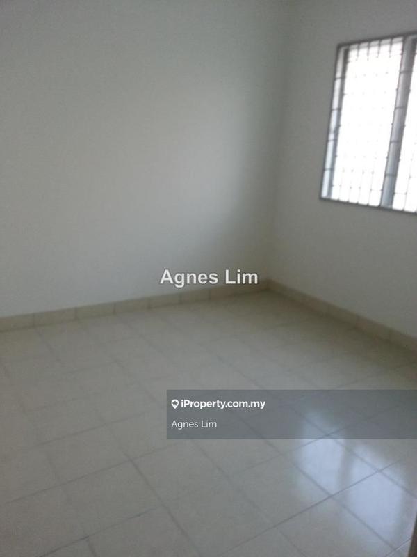 Apartment for Sale in Pangsapuri Semarak by Agnes Lim - no tiles - iProperty.com.my