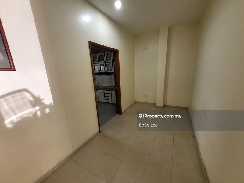 Semi-Detached House for Sale in Taman Overseas Union (Taman Oug), Jalan Klang Lama (Old Klang Road) by BoBo Lee - iProperty.com.my