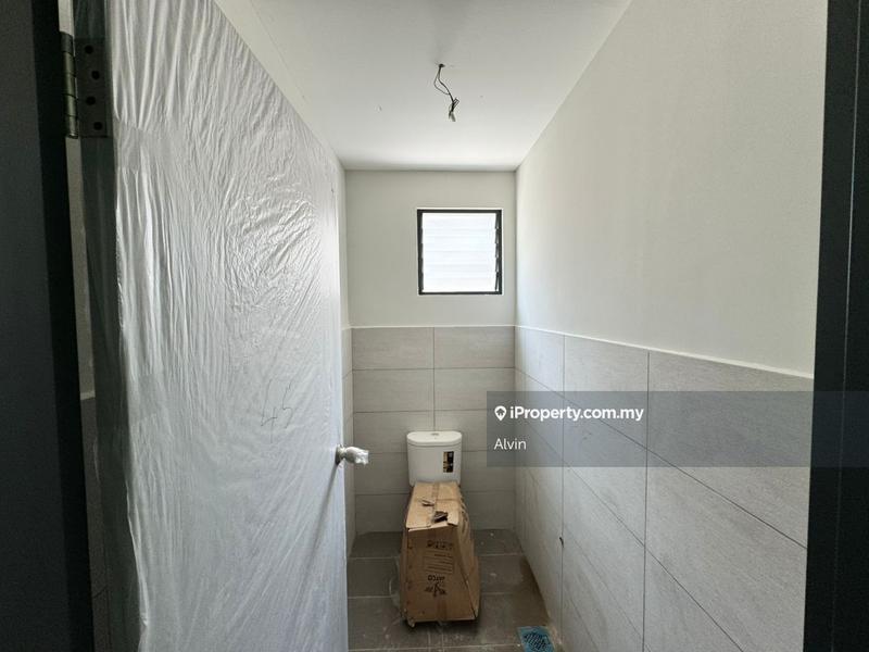 Shop for Rent in Taman Molek Residence, Ayer Molek by Alvin - iProperty.com.my
