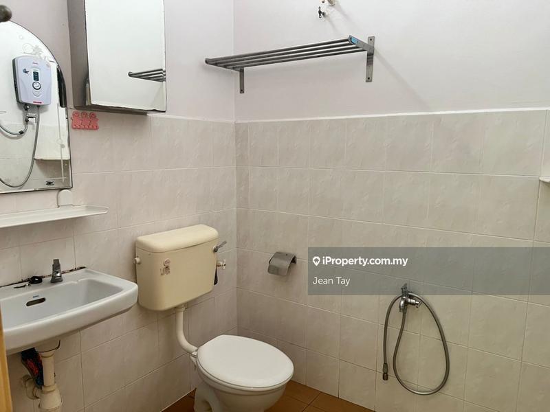 Rumah Berangkai 1.5 Tingkat untuk Dijual di Taman Saujana Indah, Bukit Katil oleh Jean Tay - iProperty.com.my