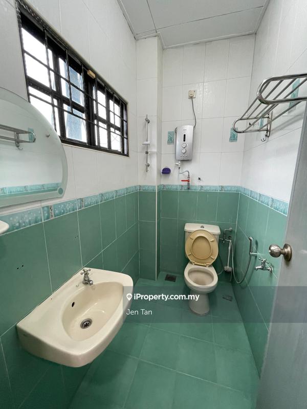 Rumah Teres 2-Tingkat untuk Dijual di Kota Kemuning, Shah Alam oleh Jen Tan - iProperty.com.my