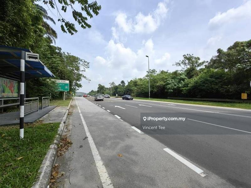 For Sale - 2 Acres Freehold Zone Industry Land Main Road Pajam Nilai