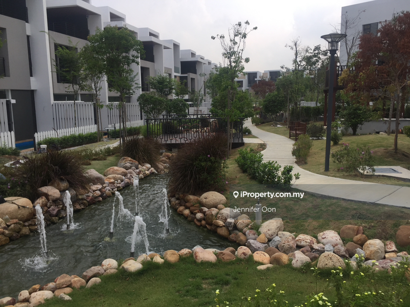 Rumah Berkembar untuk Dijual di Taman Villa Senja, Rawang oleh Jennifer Oon - iProperty.com.my