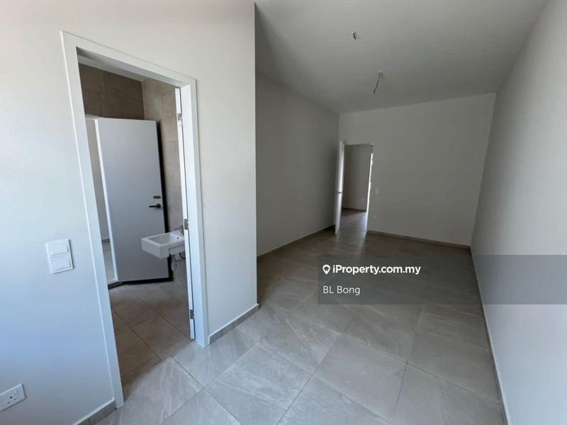 2-storey Terraced House for Sale in Taman Molek Residence, Ayer Molek by BL Bong - iProperty.com.my