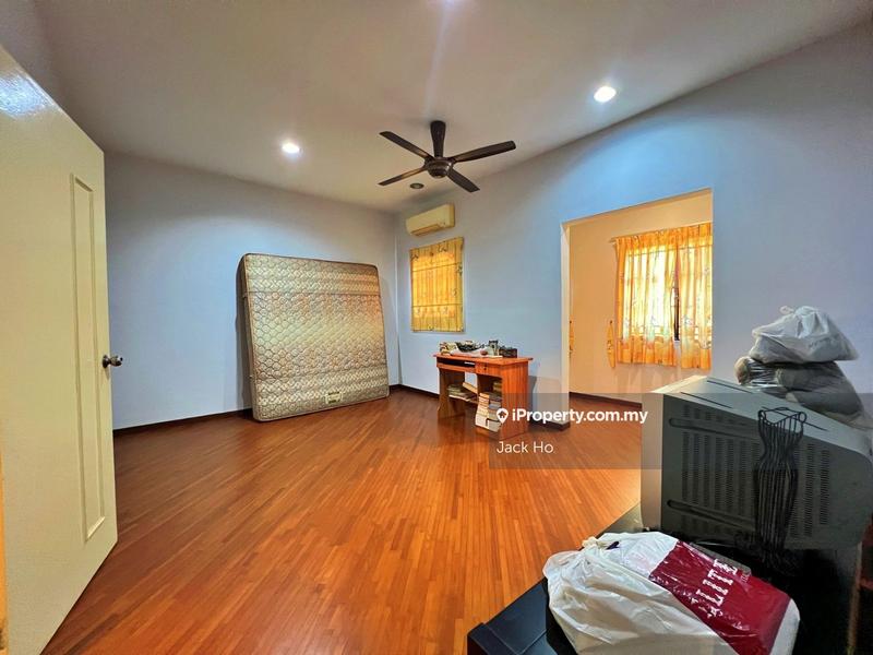 Rumah Berkembar untuk Dijual di UEP Subang Jaya, Subang Jaya oleh Jack Ho - iProperty.com.my