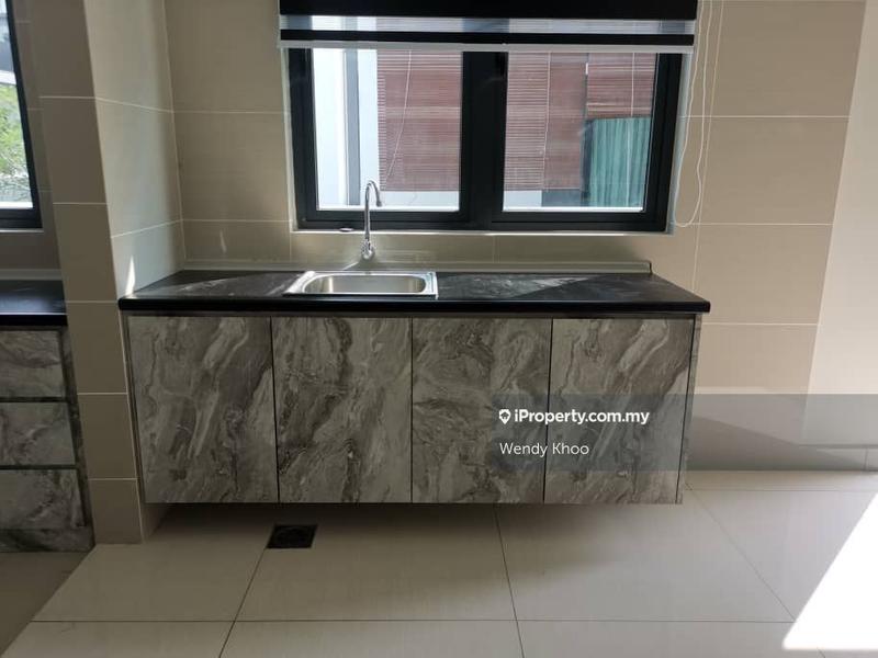 Rumah Berkembar untuk Dijual di Puchong, Selangor oleh Lawrence Khoo - iProperty.com.my