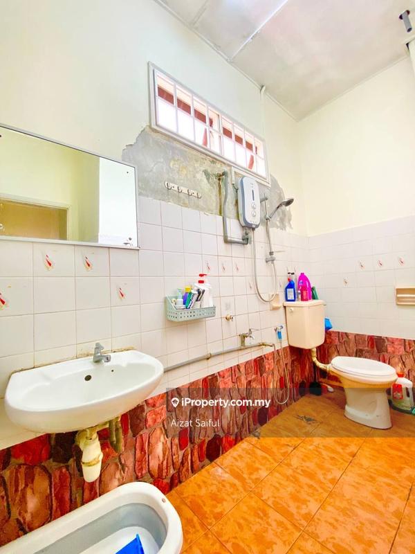 Rumah Teres untuk Dijual di Usj 6, Subang Jaya oleh Aizat Saiful - iProperty.com.my