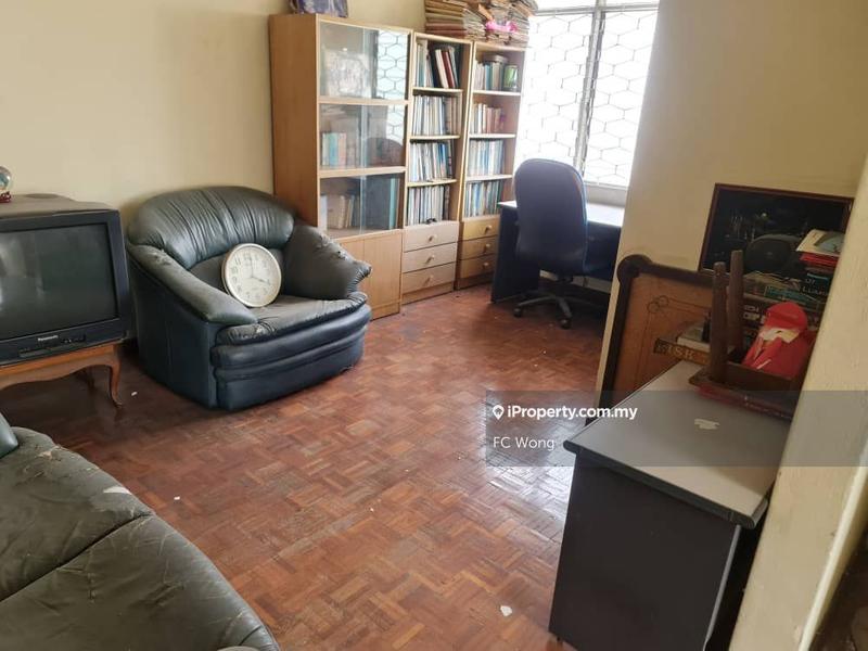 Semi-Detached House for Sale in Taman Overseas Union (Taman Oug), Jalan Klang Lama (Old Klang Road) by FC Wong - iProperty.com.my