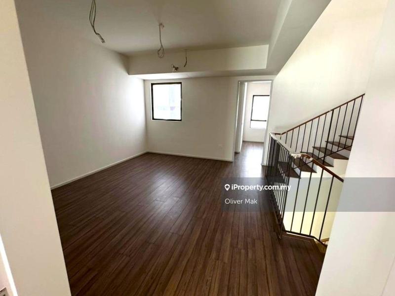 Rumah Teres 3-Tingkat untuk Dijual di Jia Residences, Seri Kembangan oleh Oliver Mak - iProperty.com.my