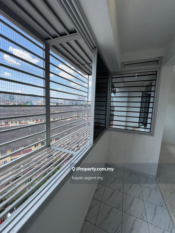 Apartment for Sale in Pangsapuri Dahlia Court by hayati.iagent.my - iProperty.com.my