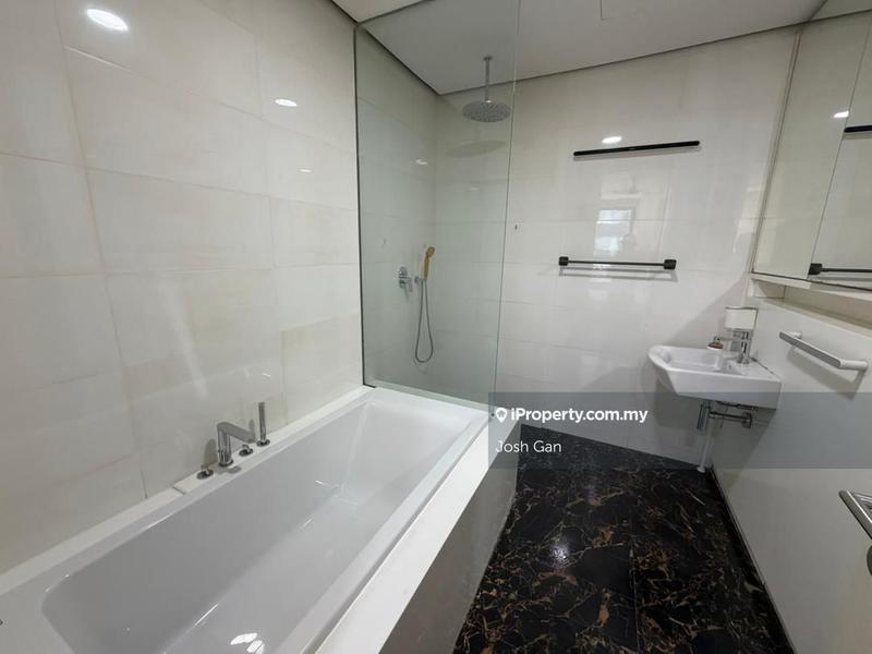 For Rent - Arcoris Residences