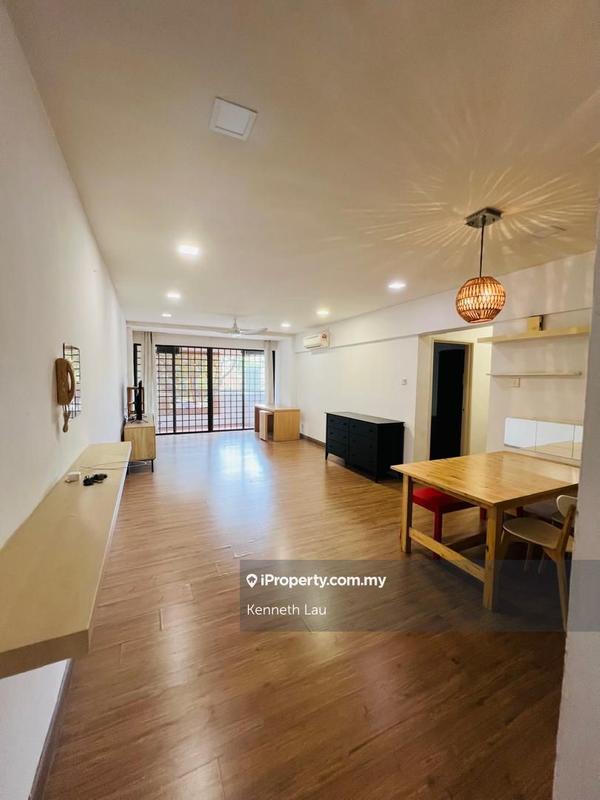 For Sale - Anjung Hijau (Greenfields)