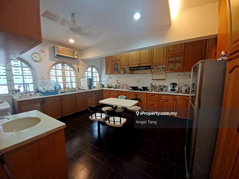 Bungalow House for Sale in SS2, Petaling Jaya by Angel Tang - iProperty.com.my