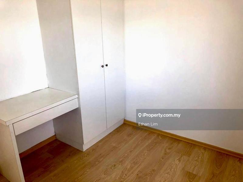 Kediaman Servis untuk Dijual di Larkin Heights oleh Ethan Lim - iProperty.com.my