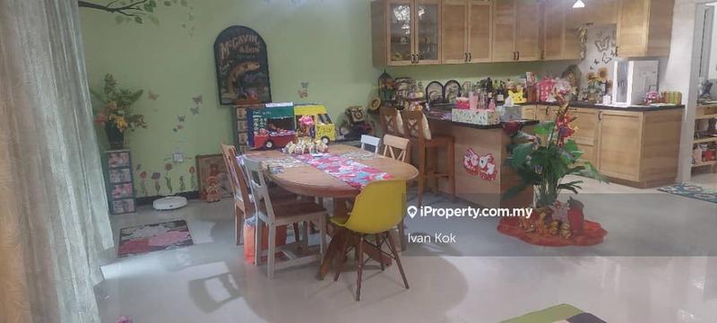 Condominium for Sale in Armanee Terrace II by Ivan Kok - iProperty.com.my