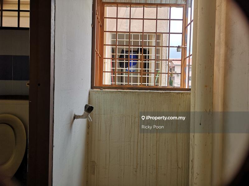 Apartment for Sale in Pangsapuri Baiduri by Ricky Poon - iProperty.com.my