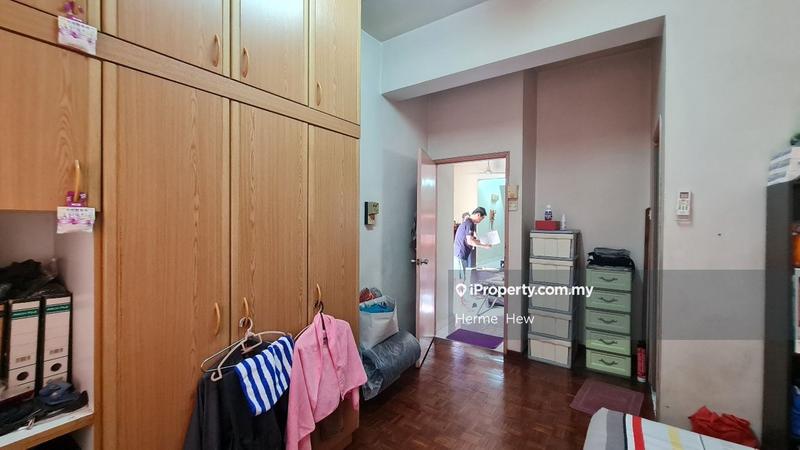 For Sale - Sri Manja Court