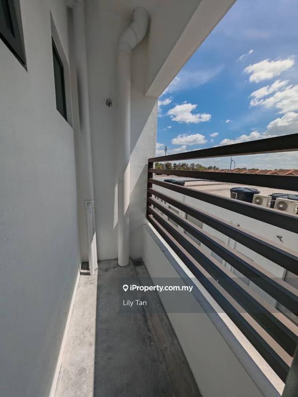 Shop for Sale in Jade Hills, Kajang by Lily Tan - iProperty.com.my