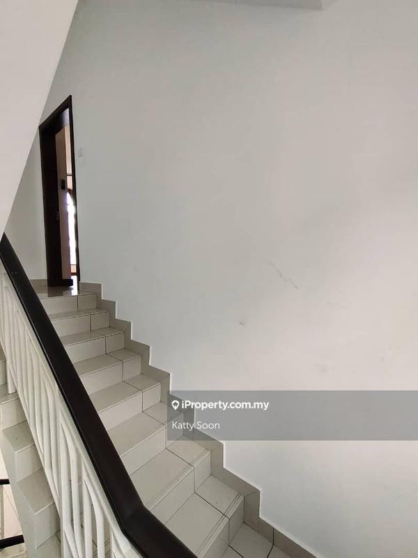 3-storey Terraced House for Sale in Diamond City, Semenyih by Katty Soon - iProperty.com.my