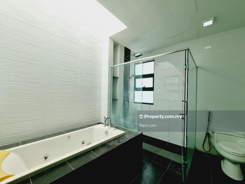 Bungalow House for Sale in Taman Sains Selangor, Kota Damansara by Reni Lim - iProperty.com.my