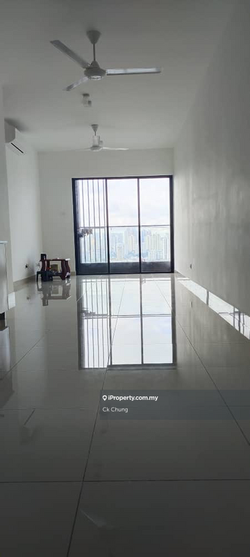 Condominium untuk Dijual di Legend Heights oleh Ck Chung - iProperty.com.my