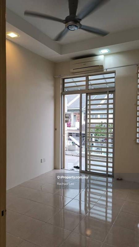 Rumah Bandar untuk Disewa di Taman Tasik Puchong, Puchong oleh Rachael Lee - iProperty.com.my