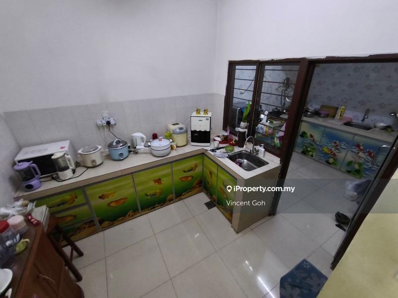 Rumah Berangkai 2.5 Tingkat untuk Dijual di Desa Latania, Shah Alam oleh Vincent Goh - iProperty.com.my