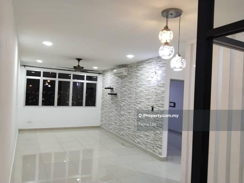 For Sale - 228 Kondominium