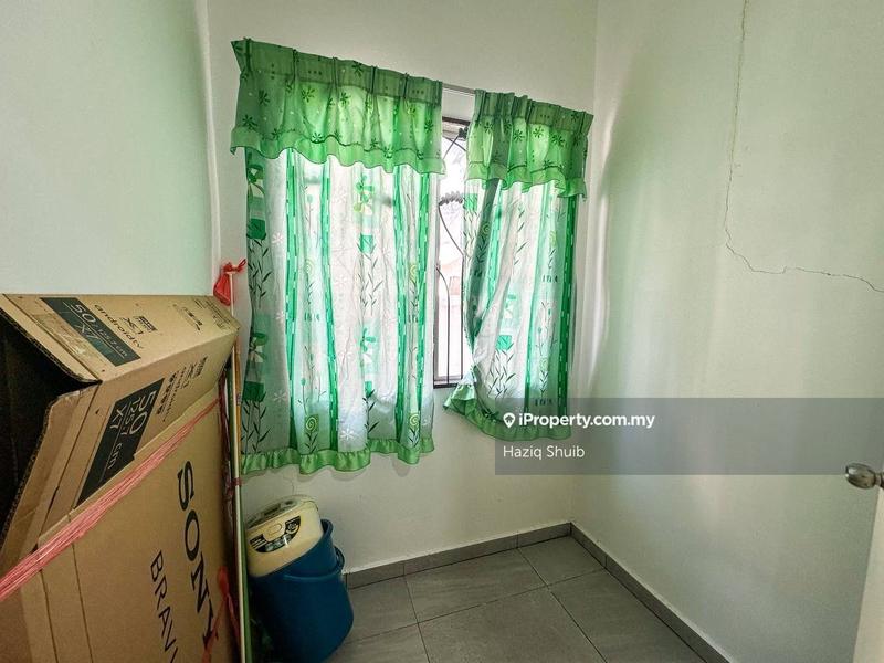 2-storey Terraced House for Sale in Taman Kelana Idaman, Ara Damansara by Haziq Shuib - iProperty.com.my