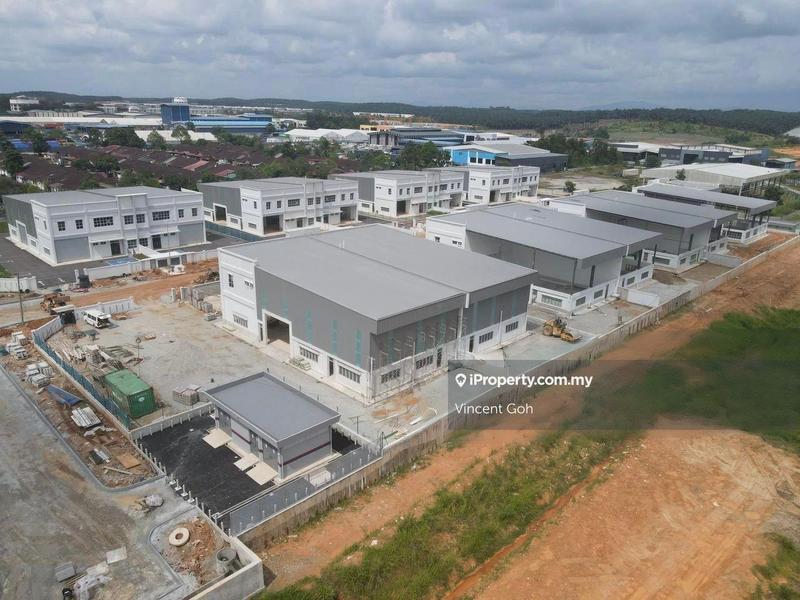 Semi-D Factory for Sale in Taman Perindustrian Air Hitam, Telok Panglima Garang by Vincent Goh - iProperty.com.my
