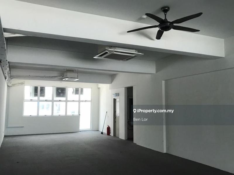 For Sale - 10 Boulevard, Bandar Utama