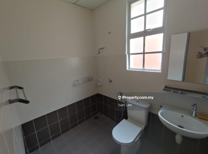3.5-storey Terraced House for Sale in Damansara Jaya, Petaling Jaya by Ivan Lee - iProperty.com.my