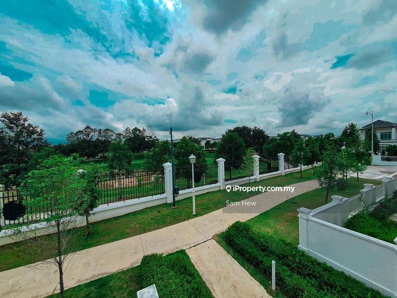 Rumah Berangkai 2 Tingkat untuk Dijual di Merrydale Eco Majestic (Lake View,End Lot), Semenyih oleh Sam Hew - iProperty.com.my