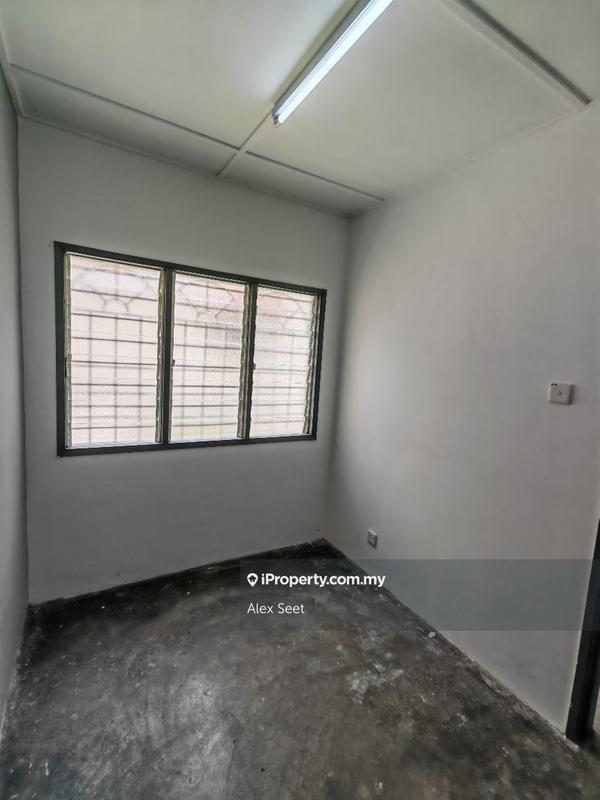 Rumah Teres untuk Dijual di nl4r9, Batu Caves oleh Alex Seet - iProperty.com.my