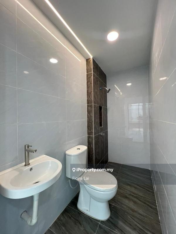 Bungalow House for Sale in Taman Kebun Teh, Johor Bahru by Fiona Lai - iProperty.com.my