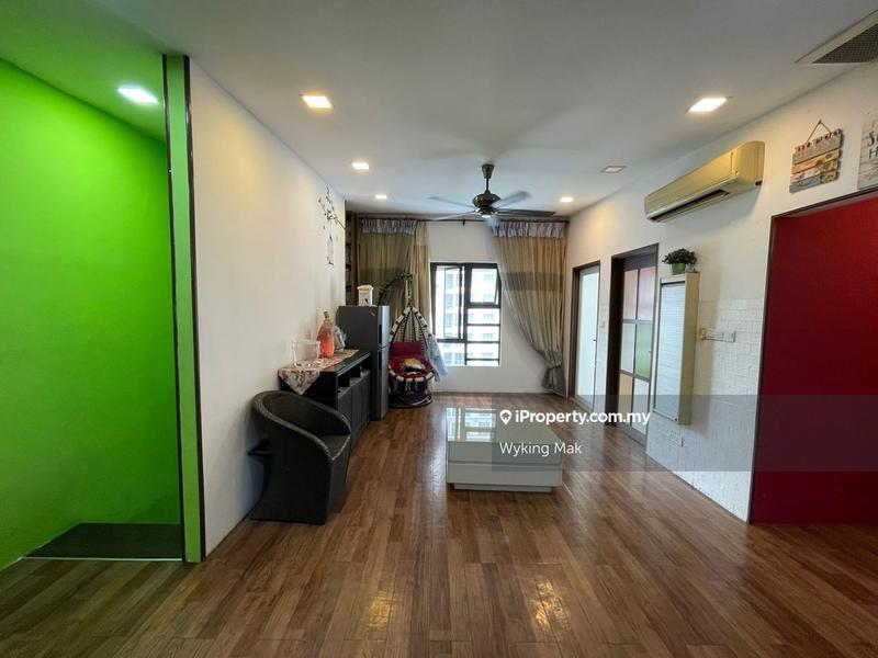 Service Residence for Sale in Diamond Residences by Wyking Mak - iProperty.com.my