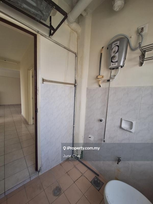 Service Residence for Sale in Villa Mutiara @ Mutiara Kompleks by June Chai - iProperty.com.my