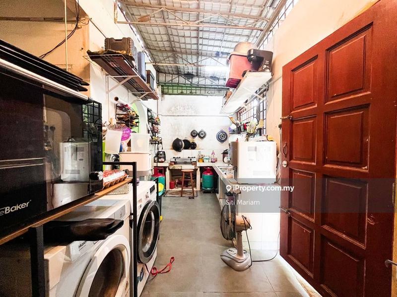 Rumah Berangkai 2 Tingkat untuk Dijual di Taman Bukit Permai, Ampang oleh Siti Mariam - iProperty.com.my