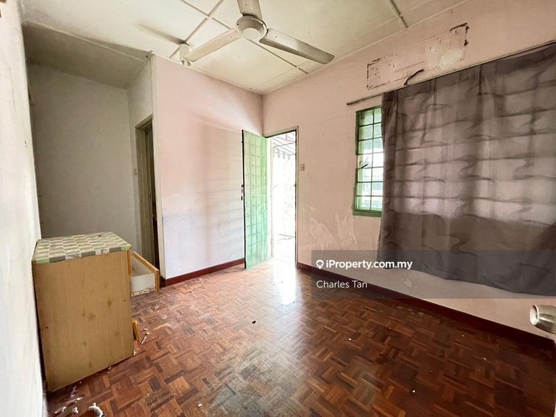 Rumah Berangkai 2 Tingkat untuk Dijual di SS19, Subang Jaya oleh Charles Tan - iProperty.com.my
