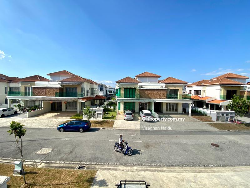 Rumah Berkembar untuk Dijual di Kota Emerald, Rawang oleh Visaghan Naidu - iProperty.com.my