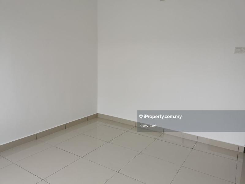 Rumah Berangkai 3 Tingkat untuk Dijual di Kota Damansara, Selangor oleh Siew Lee - iProperty.com.my