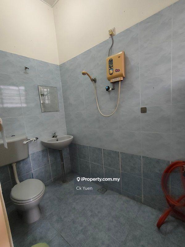 1-storey Terraced House for Sale in Taman Ipoh Timur, Ipoh by Ck Yuen - iProperty.com.my
