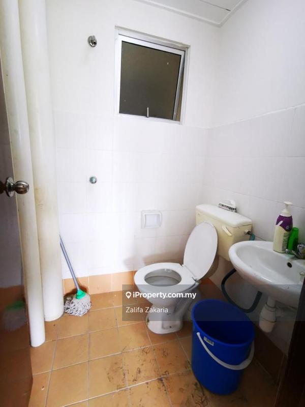 Apartment for Sale in Serdang Villa Apartment by Zalifa Zakaria - iProperty.com.my