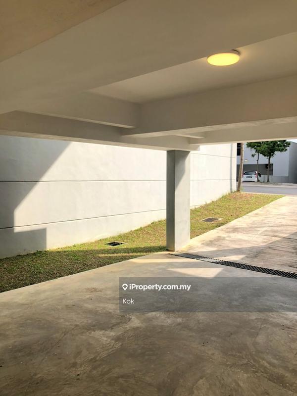 Rumah Berkembar untuk Dijual di Desa Hill Villas, Desa Petaling oleh Kok - iProperty.com.my