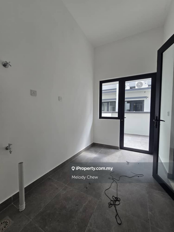 Rumah Berkembar untuk Dijual di Bandar Tropicana Aman, Telok Panglima Garang oleh Melody Chew - iProperty.com.my