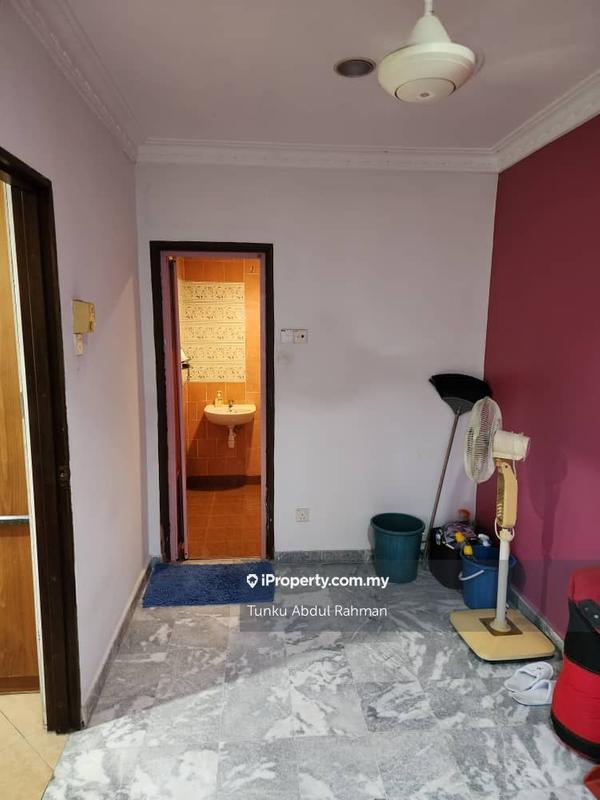 Kondominium untuk Dijual di Kemensah Villa Condominium oleh Tunku Abdul Rahman - iProperty.com.my