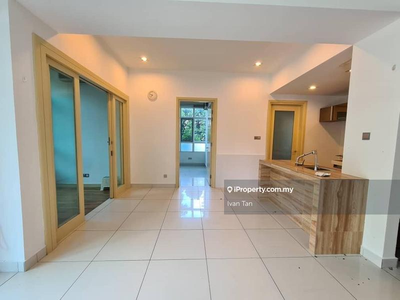 For Sale - Tiffani Kiara