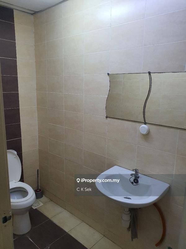 Pejabat untuk Dijual di Kota Damansara, Selangor oleh C K Sek - iProperty.com.my